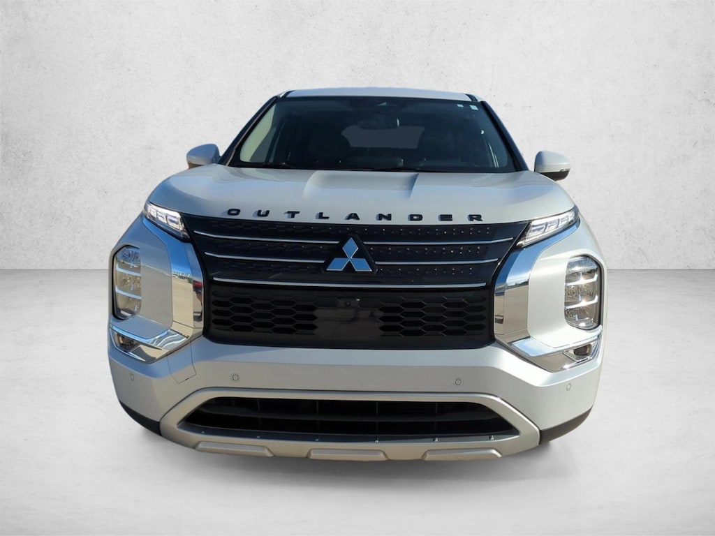 Used 2024 Mitsubishi Outlander SE SUV