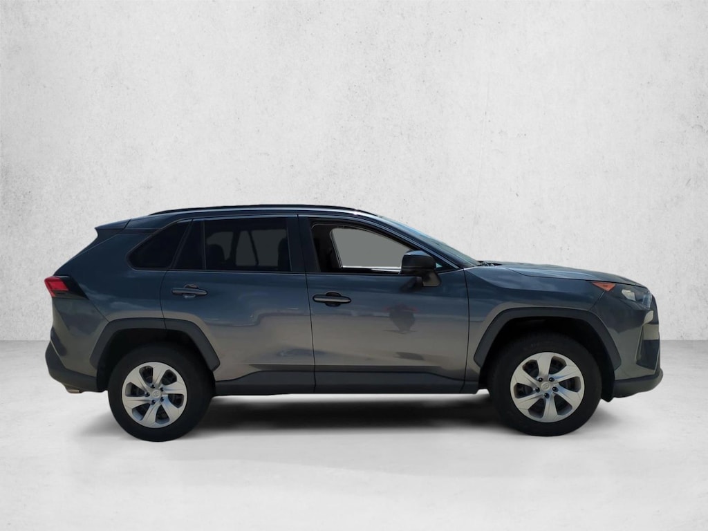 Used 2020 Toyota RAV4 LE SUV