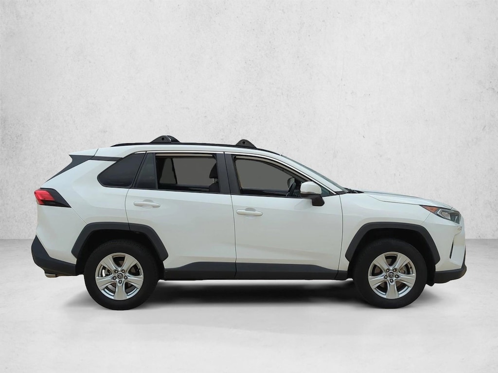 Used 2021 Toyota RAV4 XLE SUV