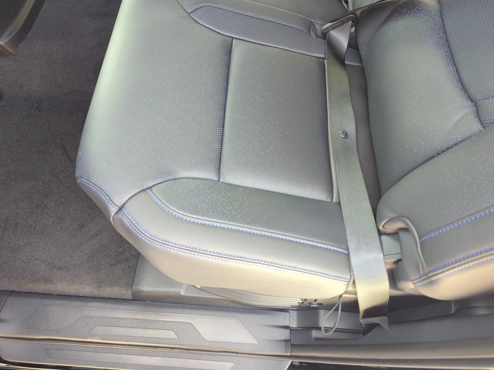 2025 Toyota Tundra Platinum - Photo 16