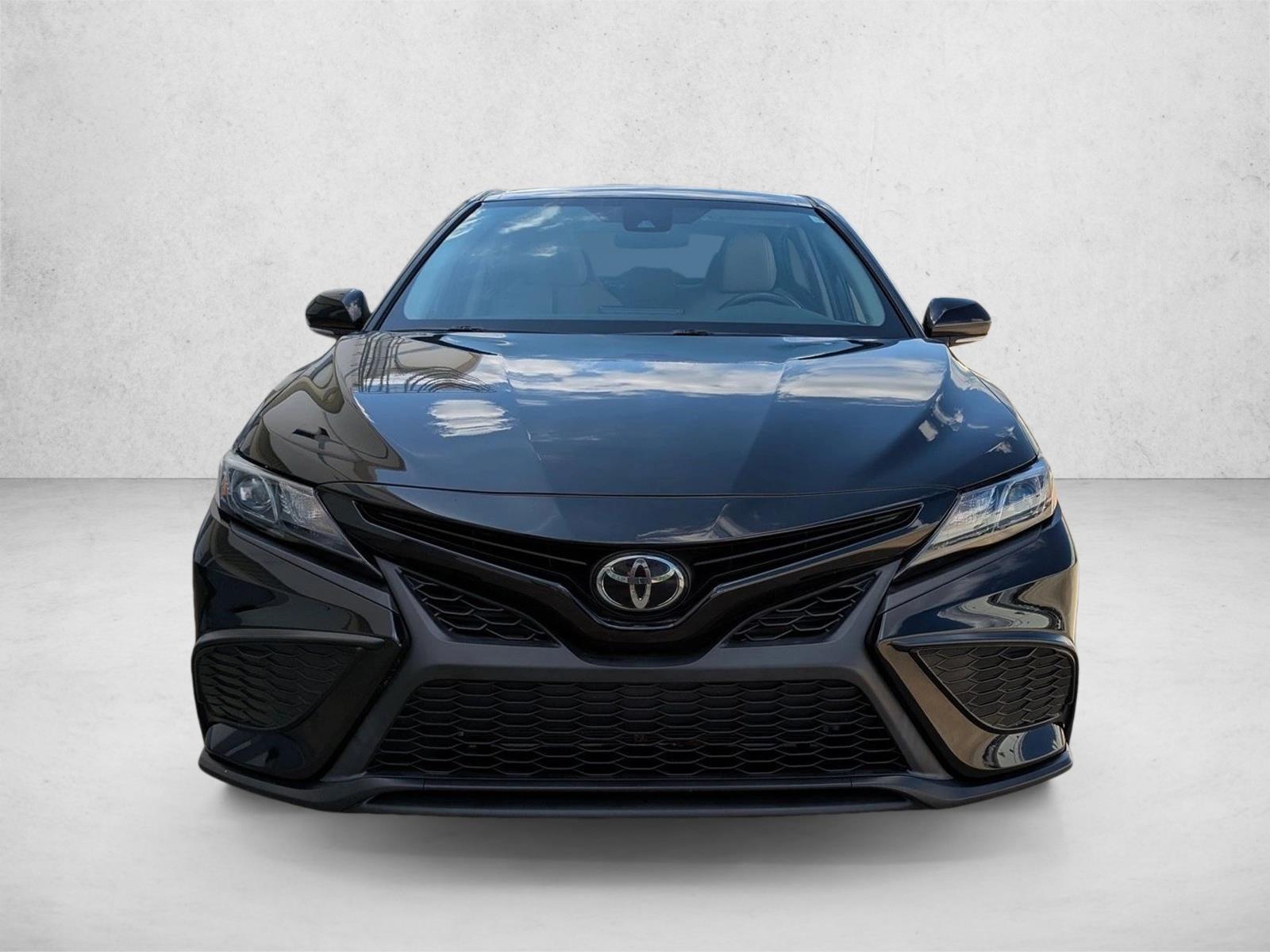 2023 Toyota Camry SE photo 2
