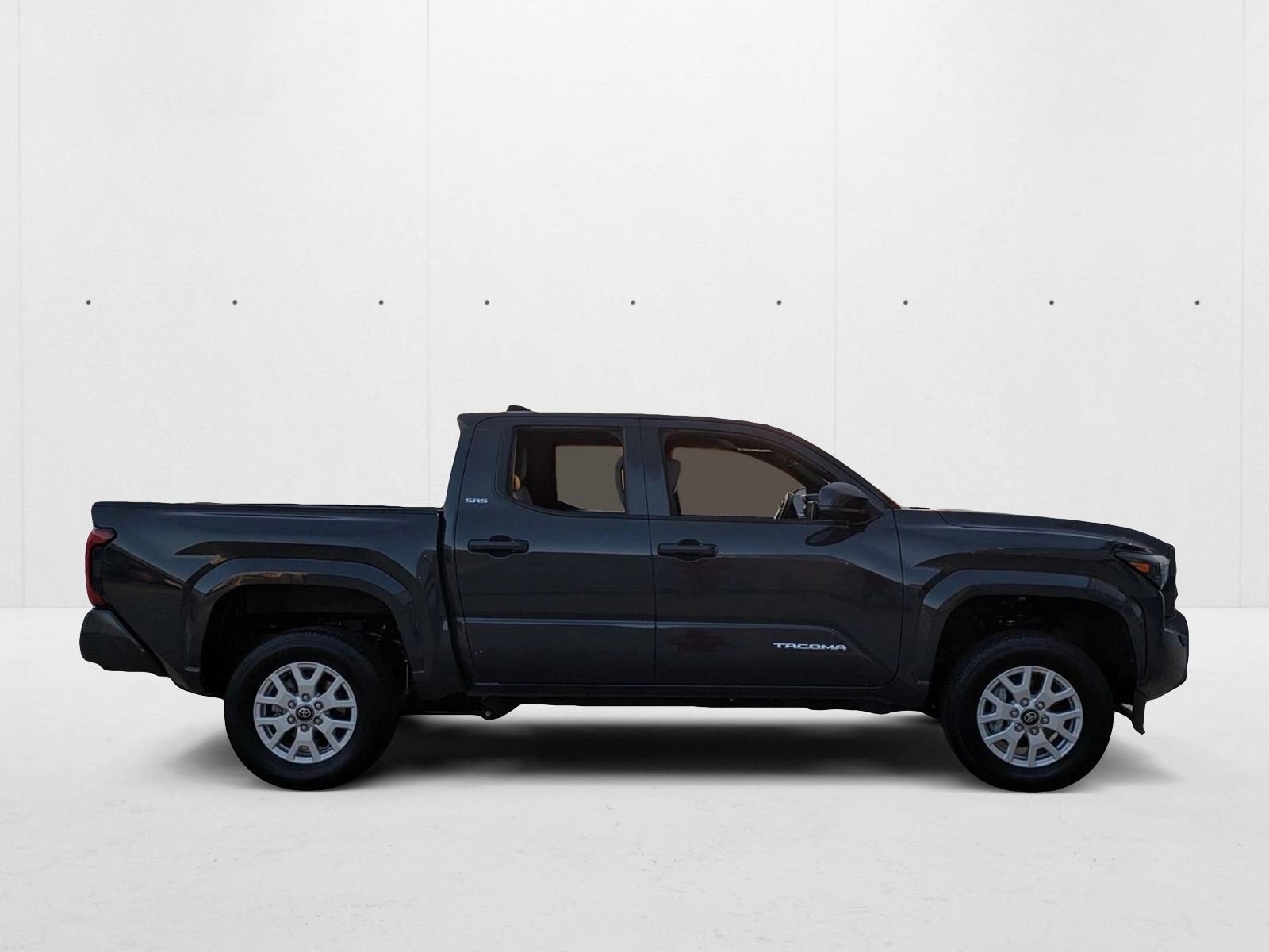 2024 Toyota Tacoma SR5 photo 4