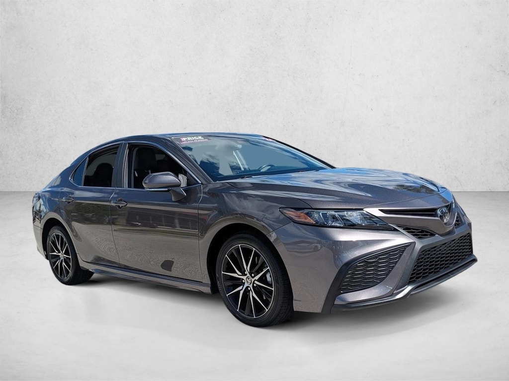 Used 2024 Toyota Camry SE Sedan