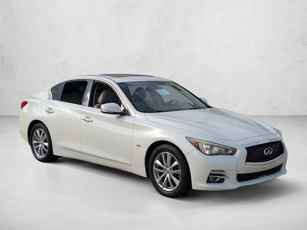 Used 2017 INFINITI Q50 3.0t Premium Sedan