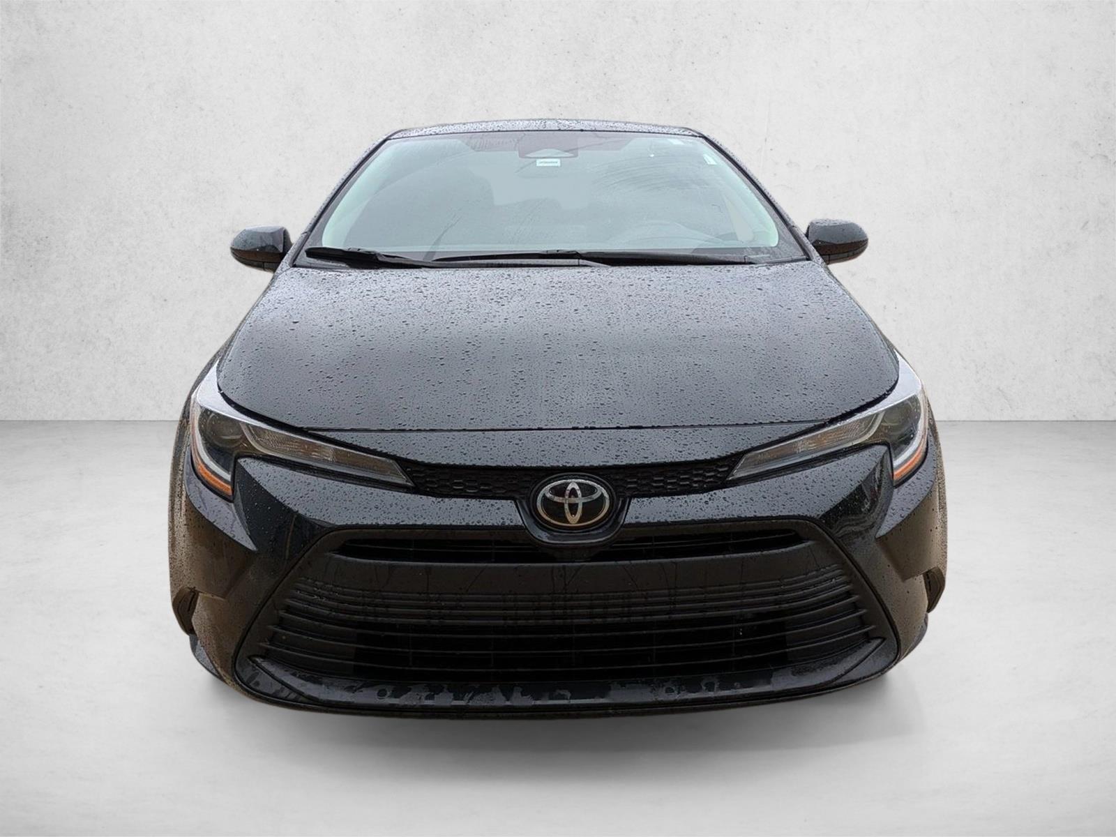 2023 Toyota Corolla LE photo 2