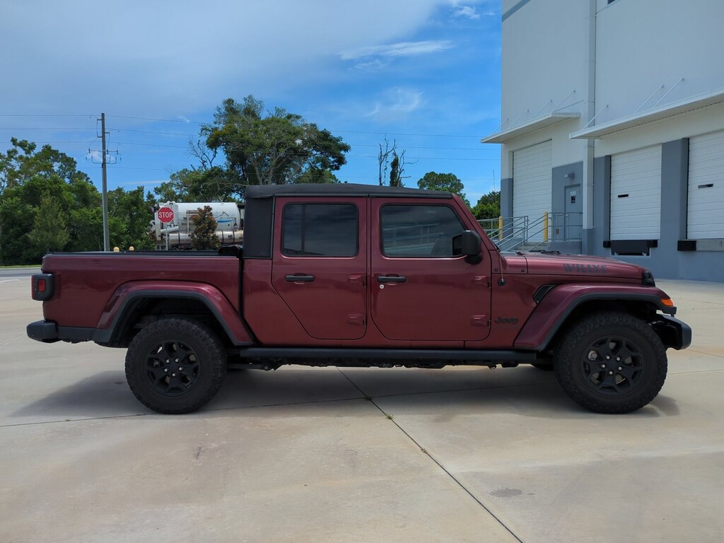 Used 2021 Jeep Gladiator Sport Truck Crew Cab