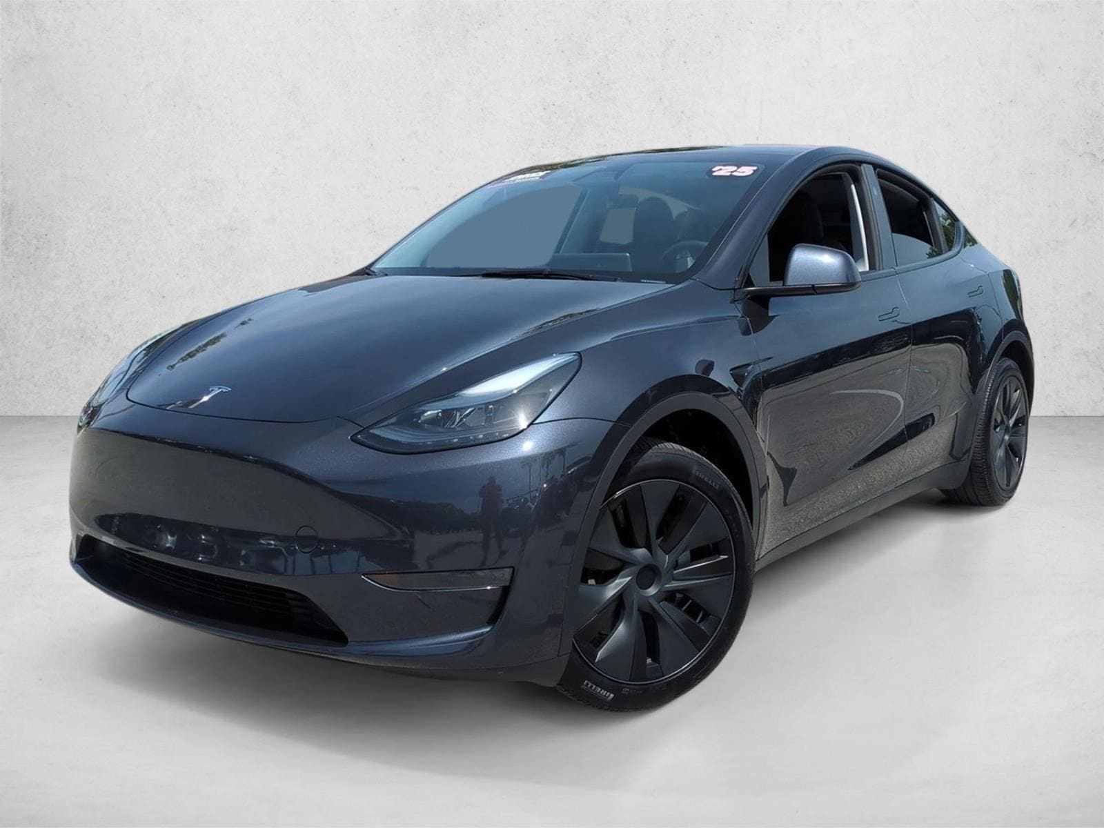 2025 Tesla Model Y Long Range Rear Wheel Drive's photo