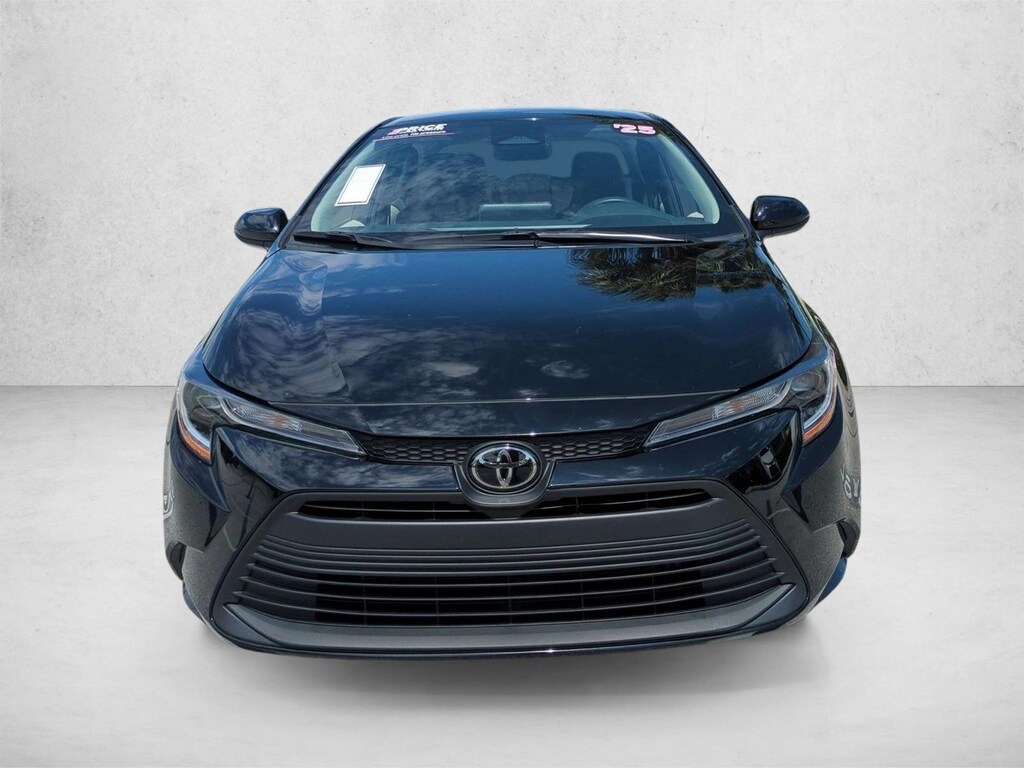 Certified 2025 Toyota Corolla LE Sedan