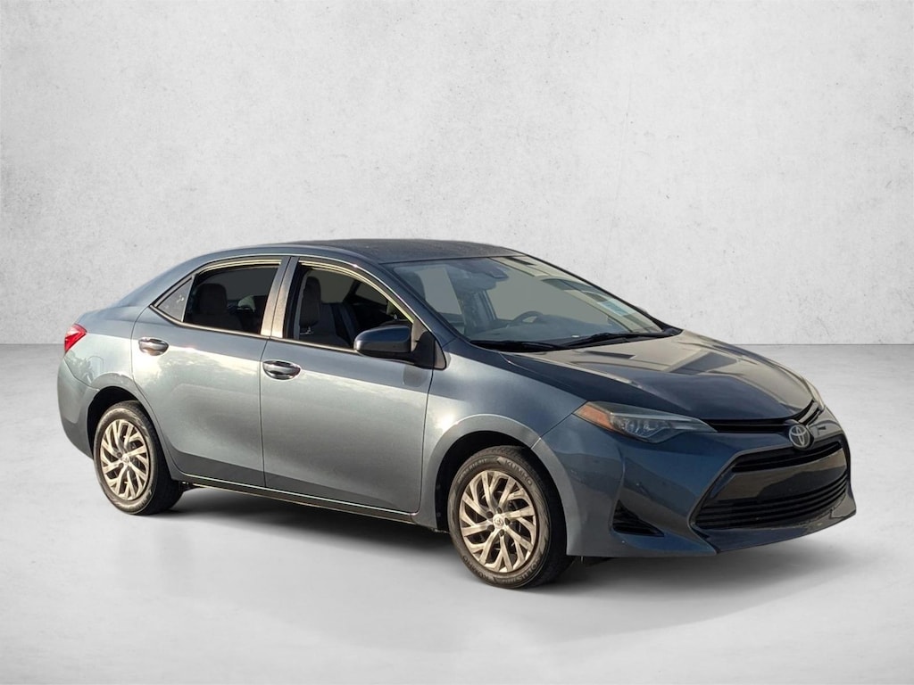 Used 2018 Toyota Corolla LE Sedan