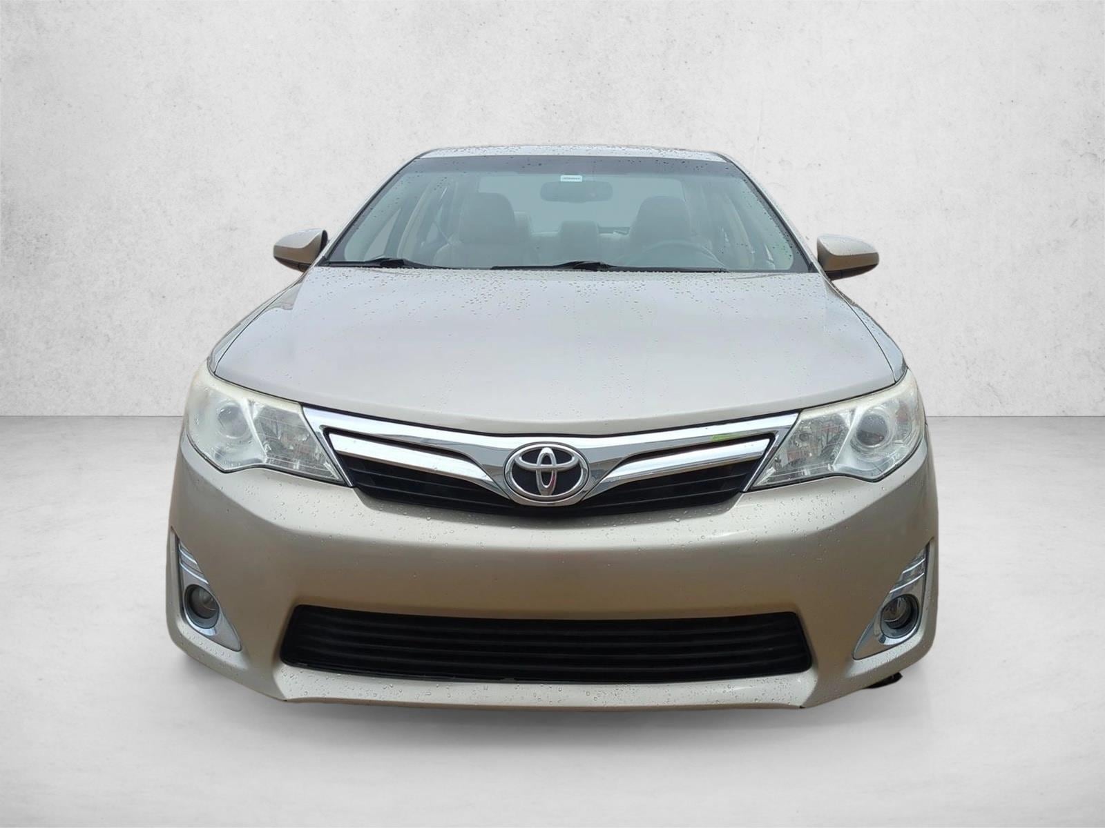 Used 2014 Toyota Camry XLE with VIN 4T1BF1FK1EU805975 for sale in Winter Park, FL
