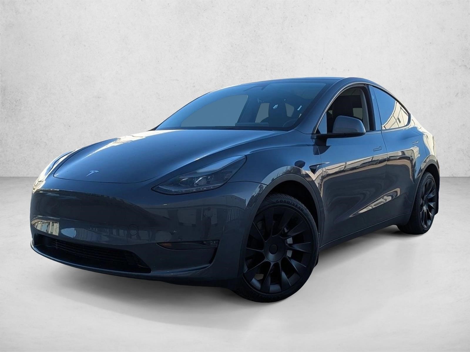 2023 Tesla Model Y Long Range's photo