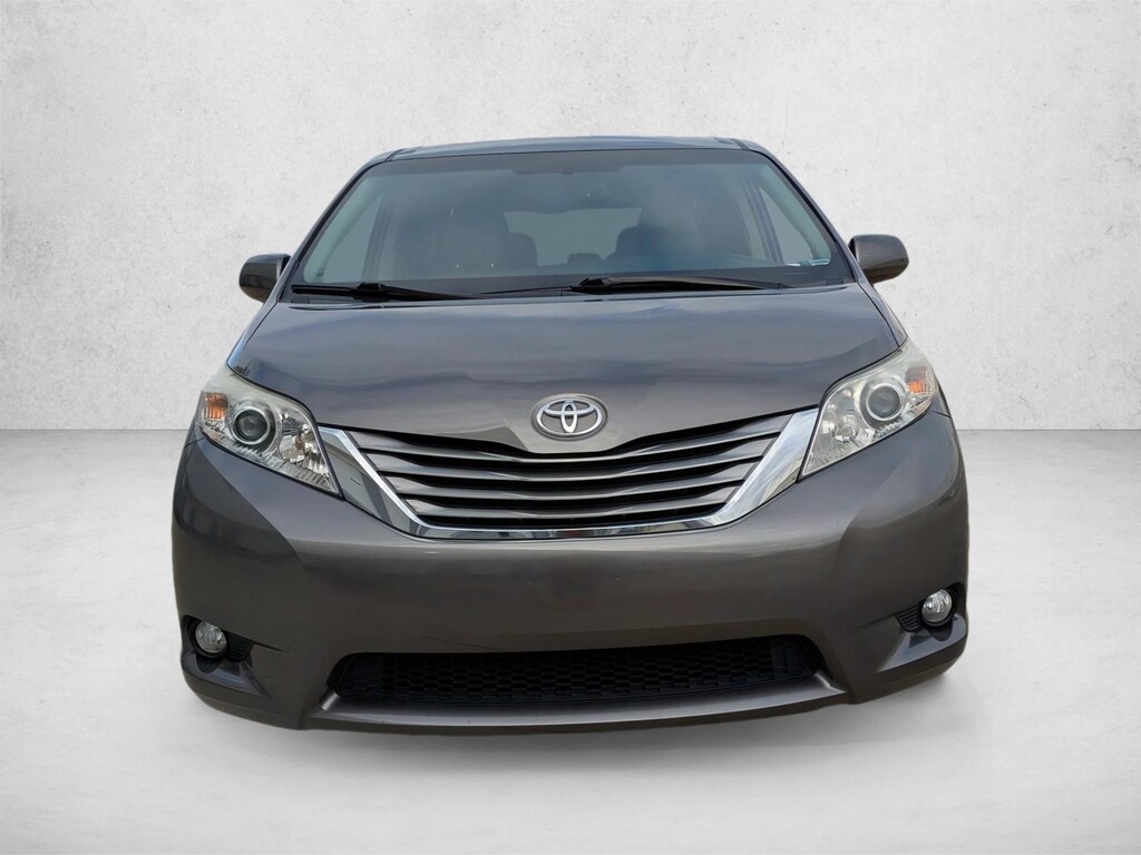 Used 2016 Toyota Sienna XLE 8 Passenger Van