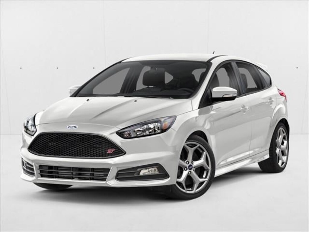 Used 2018 Ford Focus ST Base Hatchback