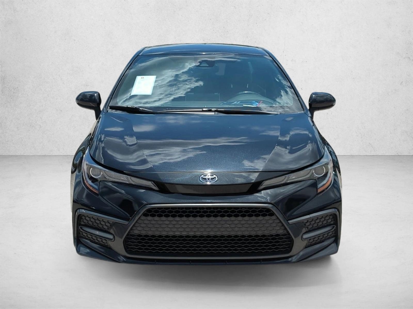 Used 2020 Toyota Corolla SE with VIN JTDS4RCE3LJ045540 for sale in Winter Park, FL