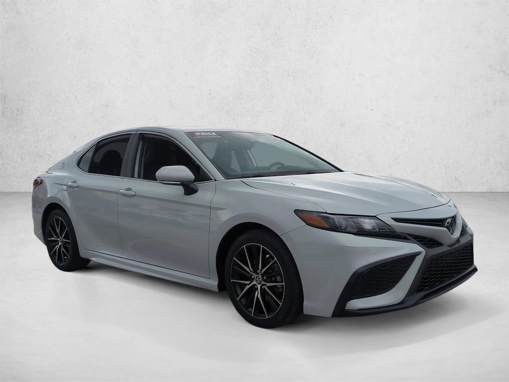 Used 2024 Toyota Camry SE Sedan