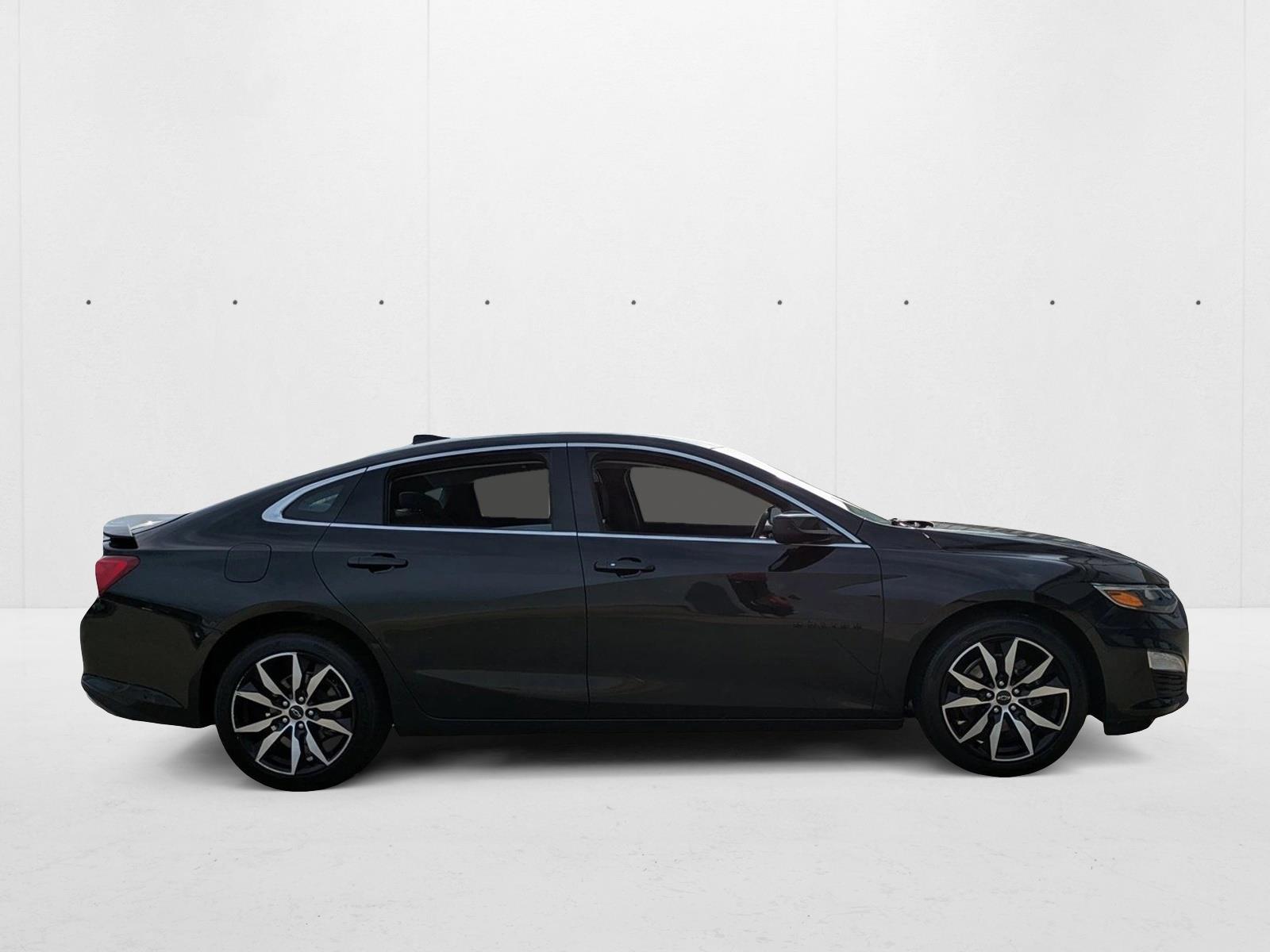 2021 Chevrolet Malibu RS photo 4