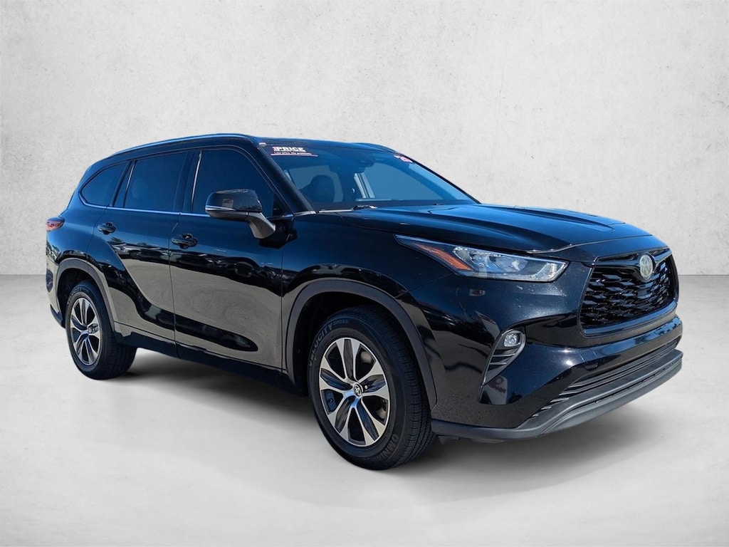 Used 2020 Toyota Highlander XLE SUV