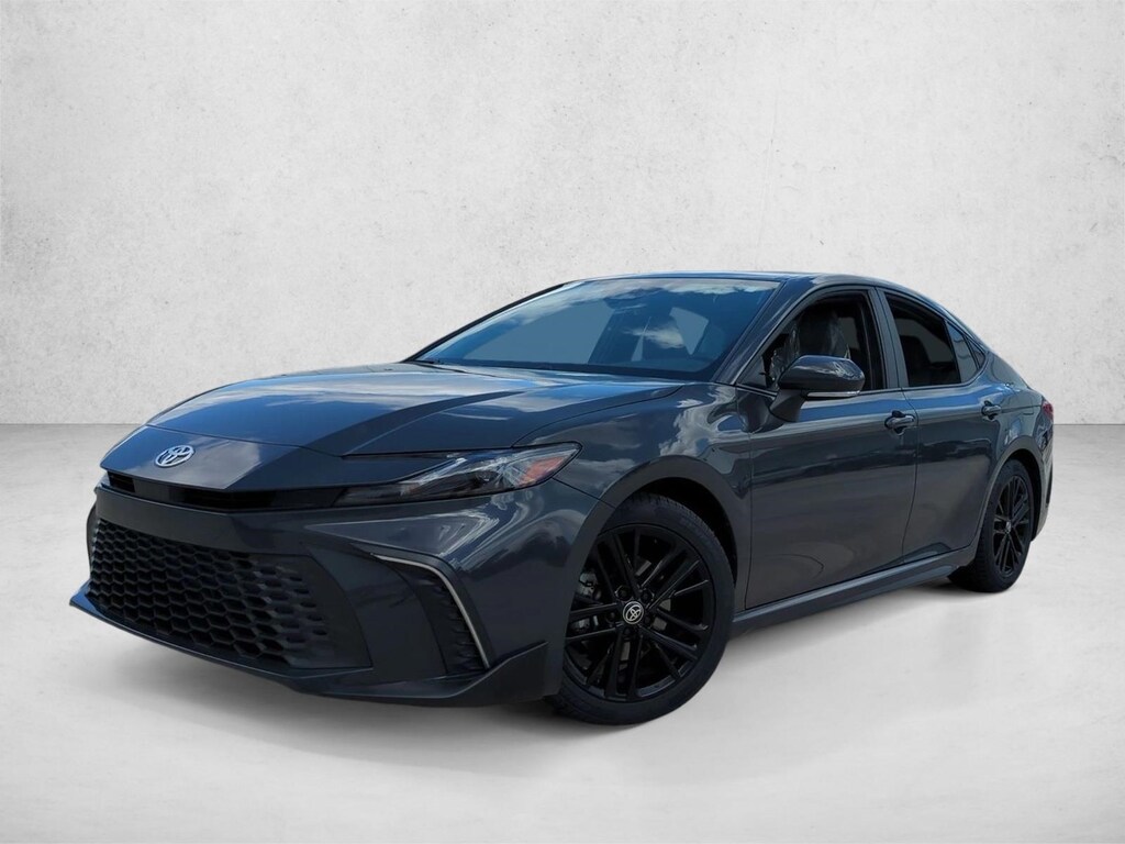 Used 2025 Toyota Camry SE Sedan