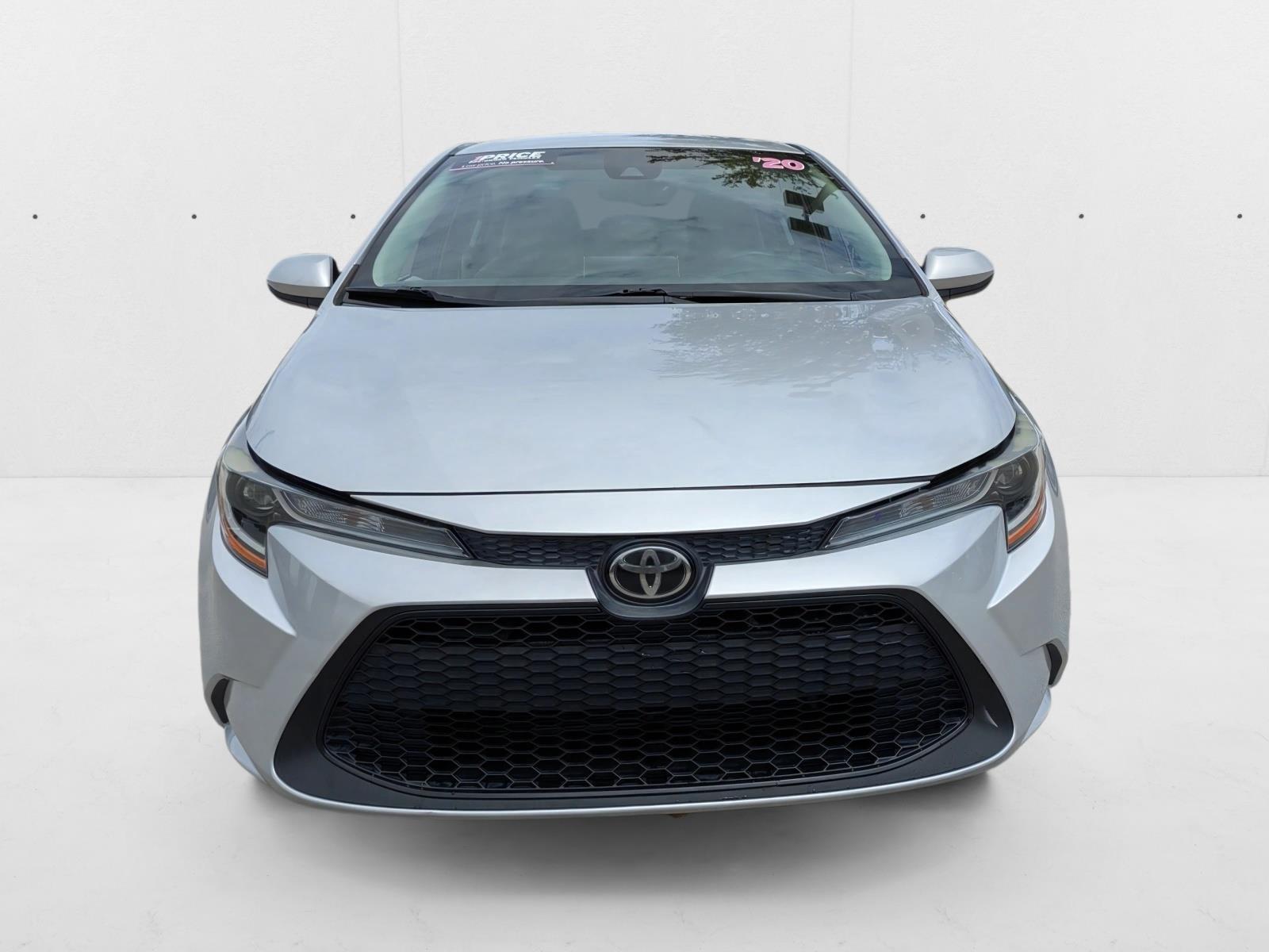 2020 Toyota Corolla LE photo 2