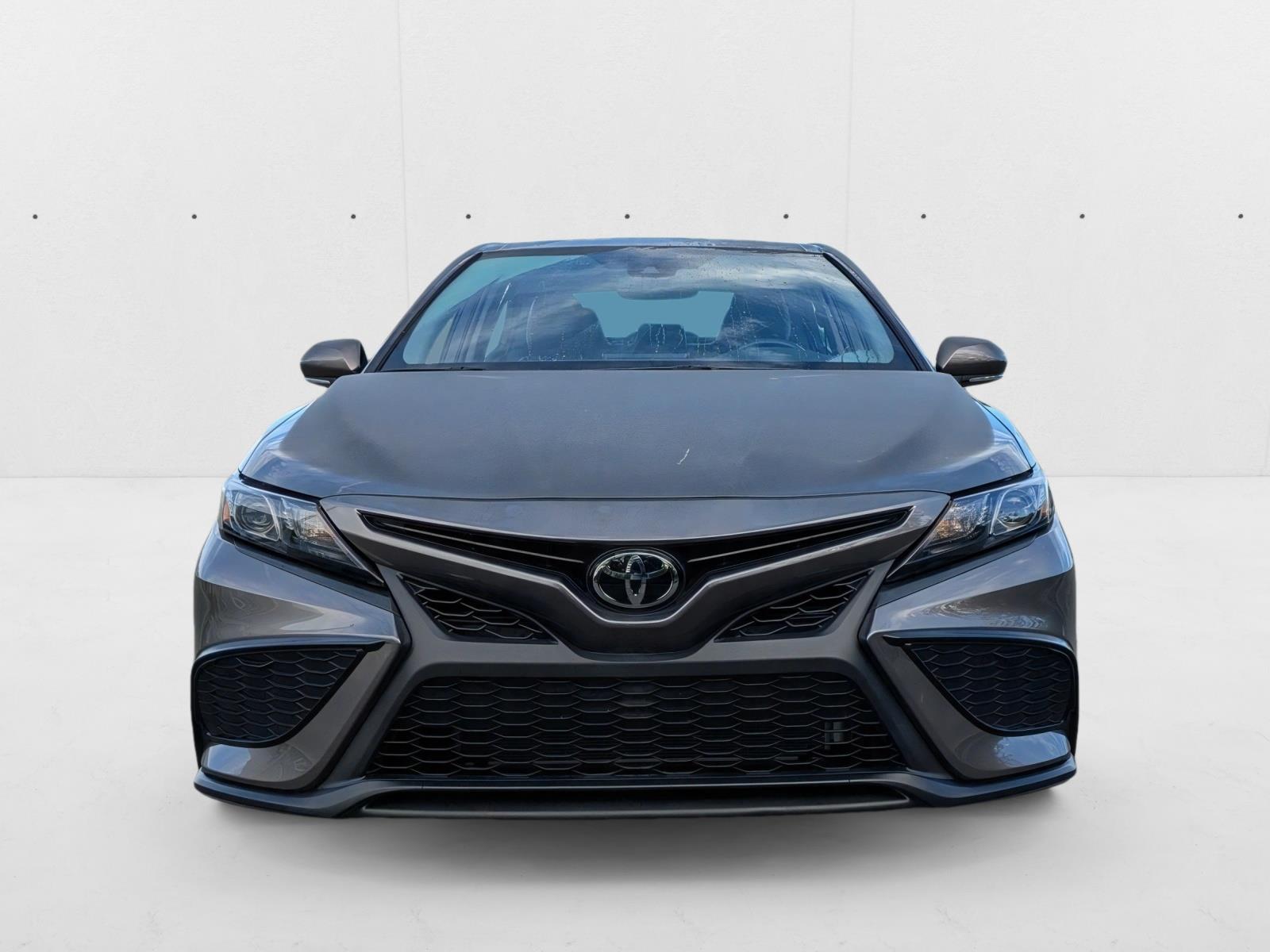 2024 Toyota Camry SE photo 2