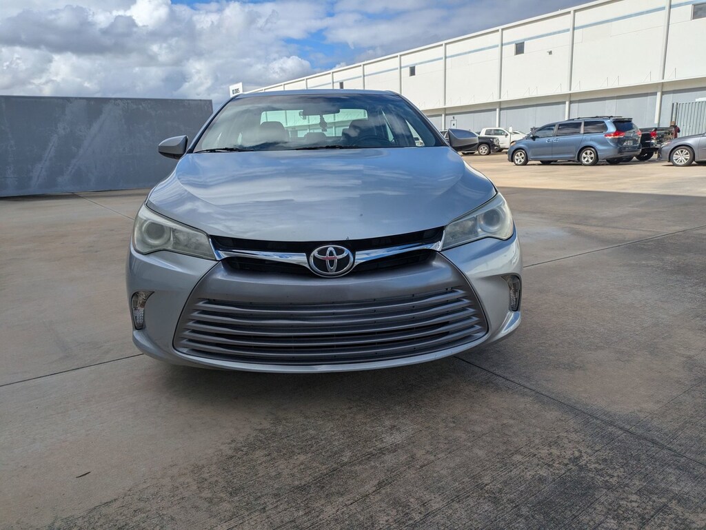 Used 2017 Toyota Camry LE Sedan