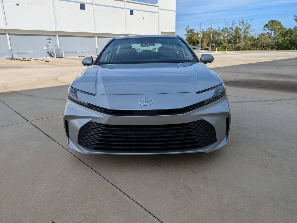 Certified 2025 Toyota Camry SE Sedan