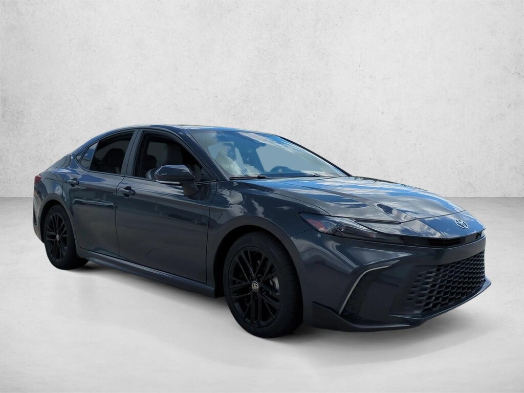 Used 2025 Toyota Camry SE Sedan