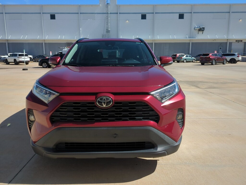 Used 2021 Toyota RAV4 XLE SUV