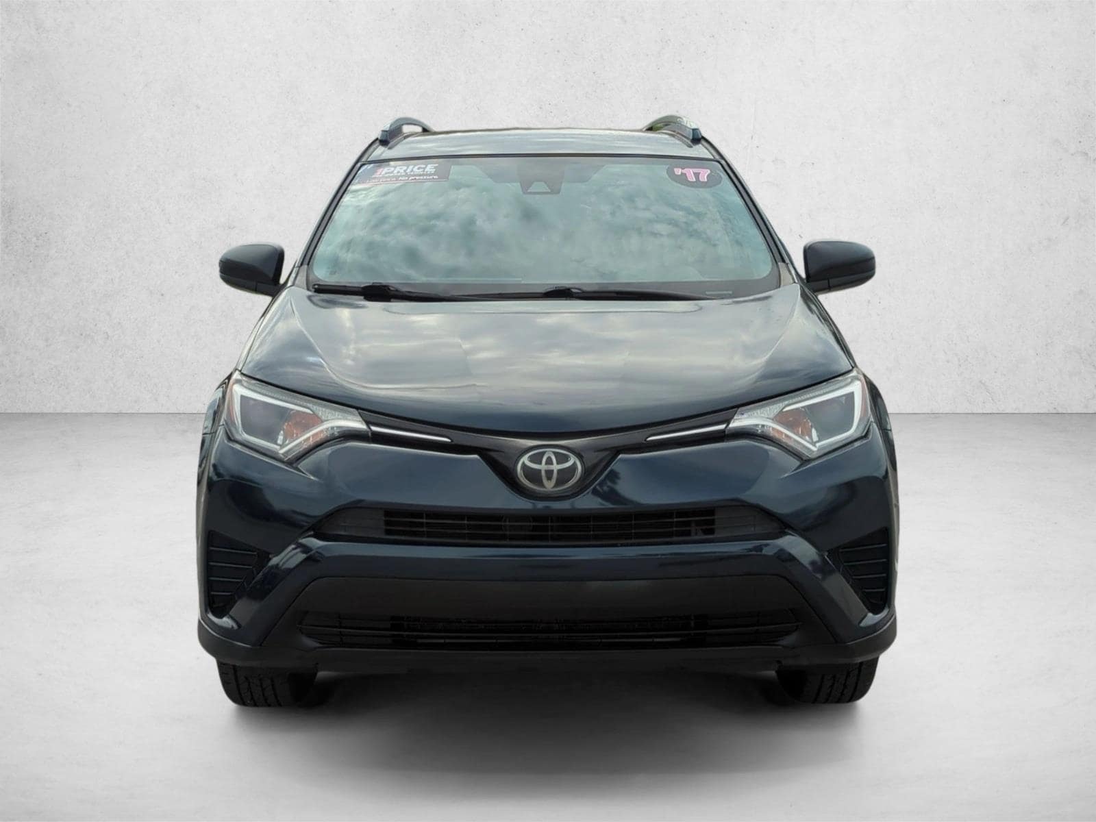 Used 2017 Toyota RAV4 LE with VIN JTMZFREV1HJ119535 for sale in Winter Park, FL