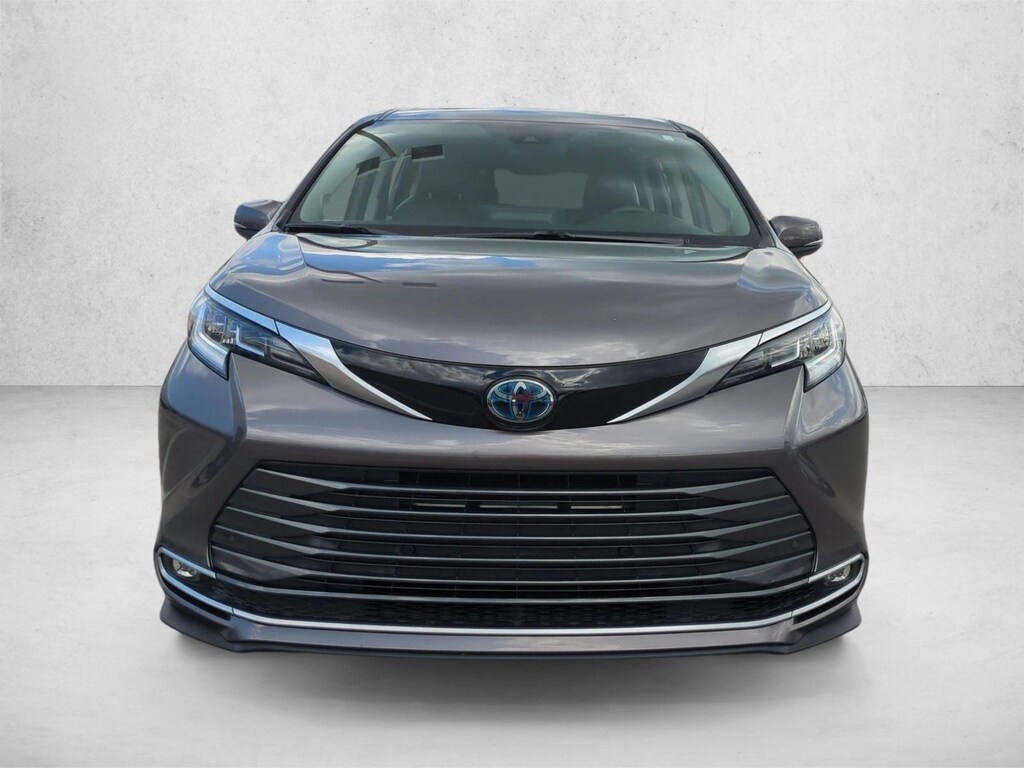 Used 2021 Toyota Sienna Limited 7 Passenger Van