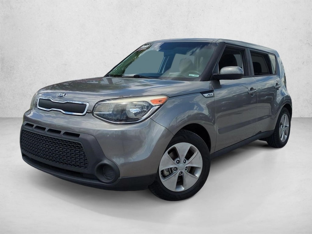 Used 2016 Kia Soul Base FWD Hatchback
