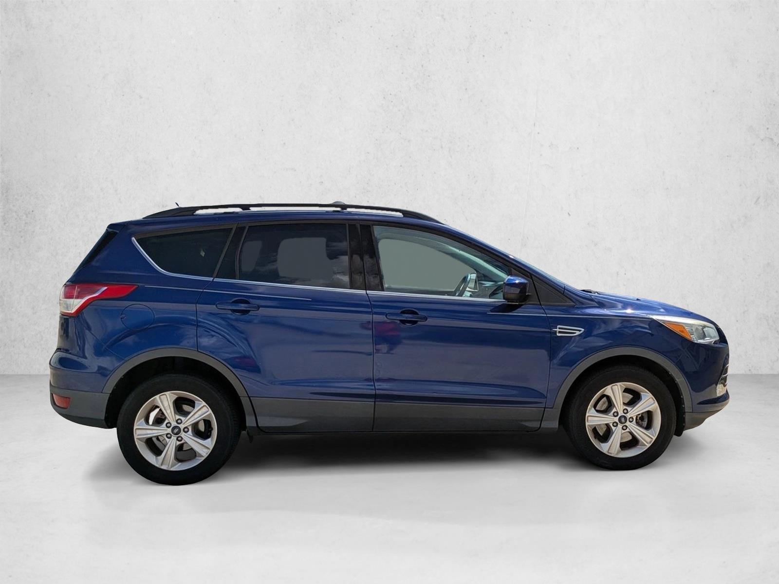 2016 Ford Escape SE photo 4