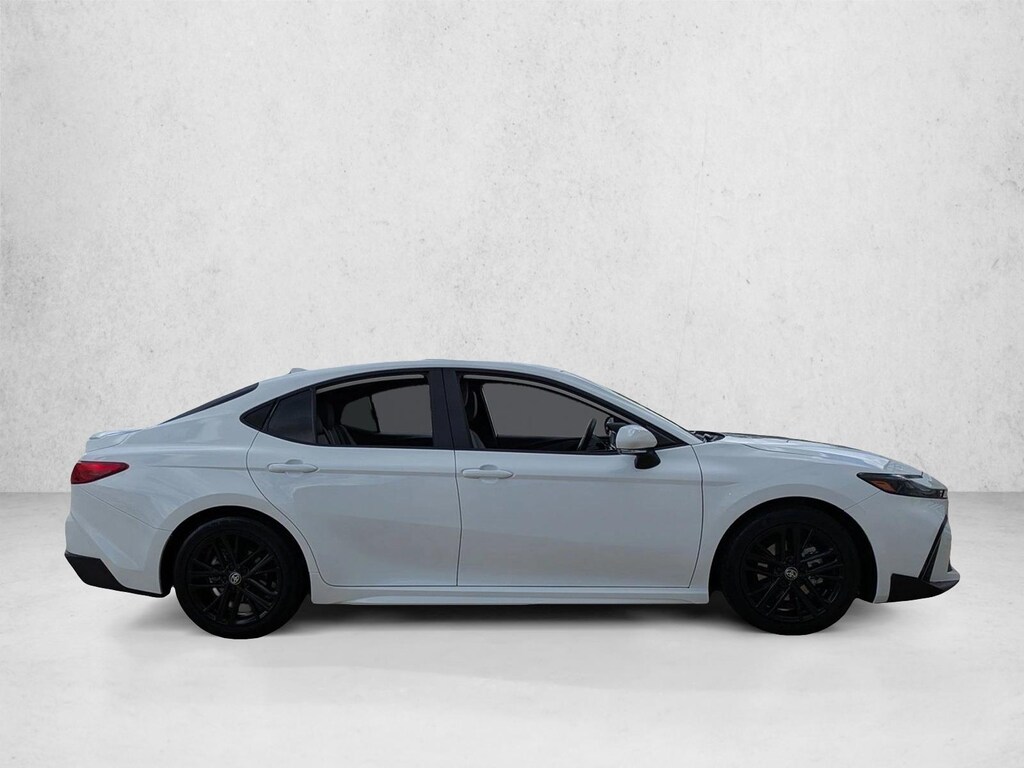 Used 2025 Toyota Camry SE Sedan