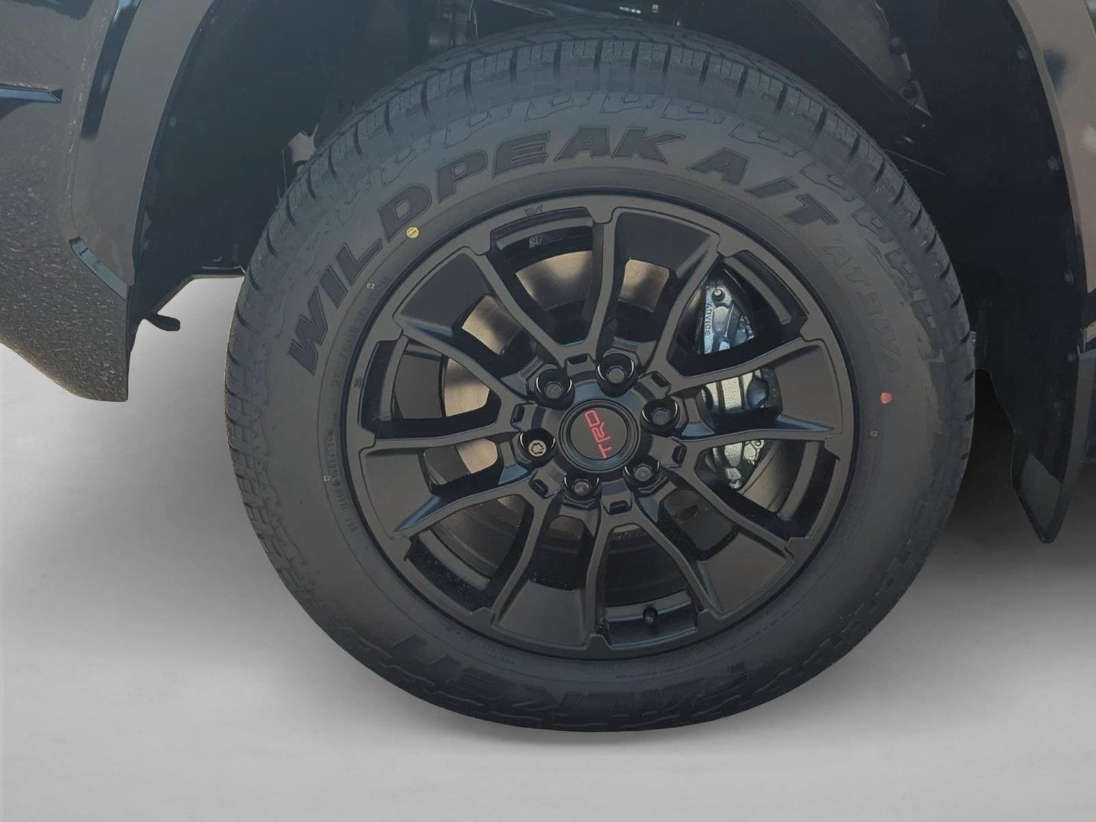 2025 Toyota Tundra Platinum - Photo 10