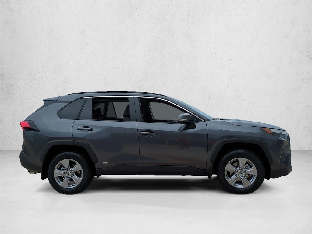 Used 2025 Toyota RAV4 Hybrid XLE SUV