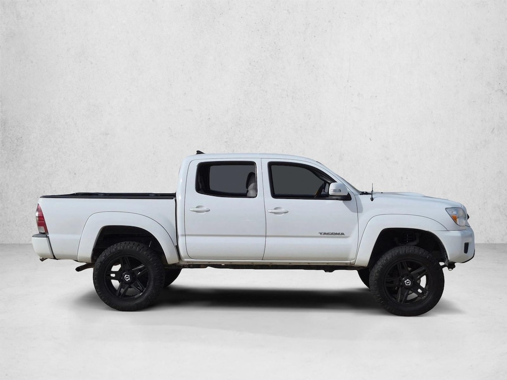 Used 2014 Toyota Tacoma PreRunner V6 Truck Double Cab