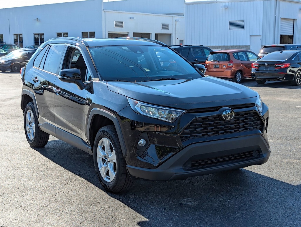 Used 2021 Toyota RAV4 XLE SUV