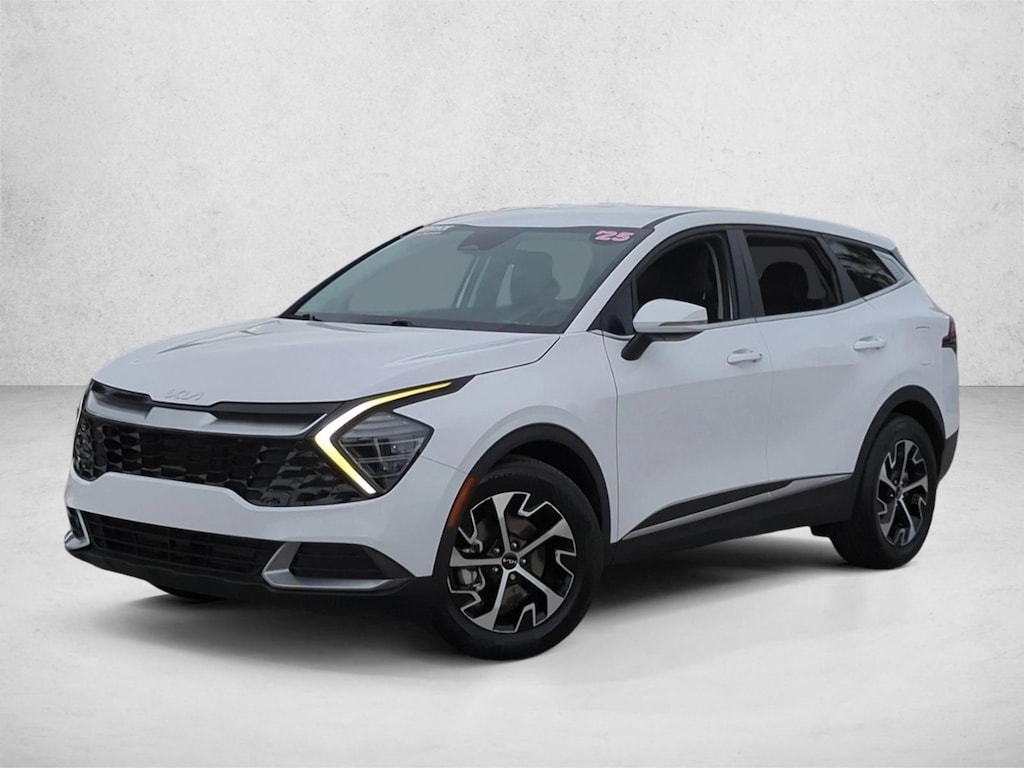 Used 2025 Kia Sportage EX SUV