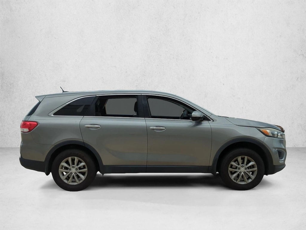 Used 2017 Kia Sorento 2.4L L SUV