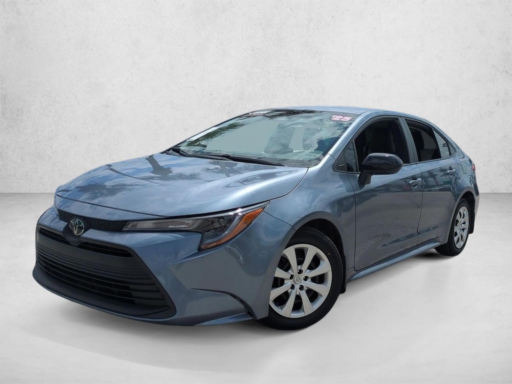 Certified 2025 Toyota Corolla LE Sedan