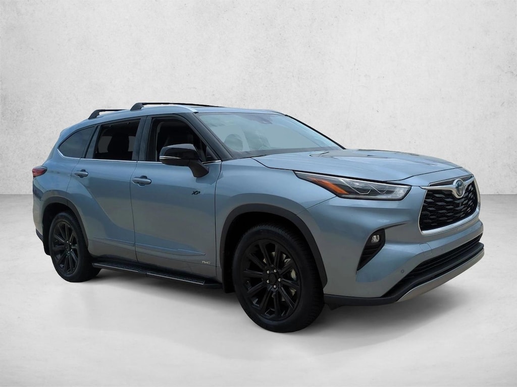 Used 2022 Toyota Highlander Hybrid Platinum SUV