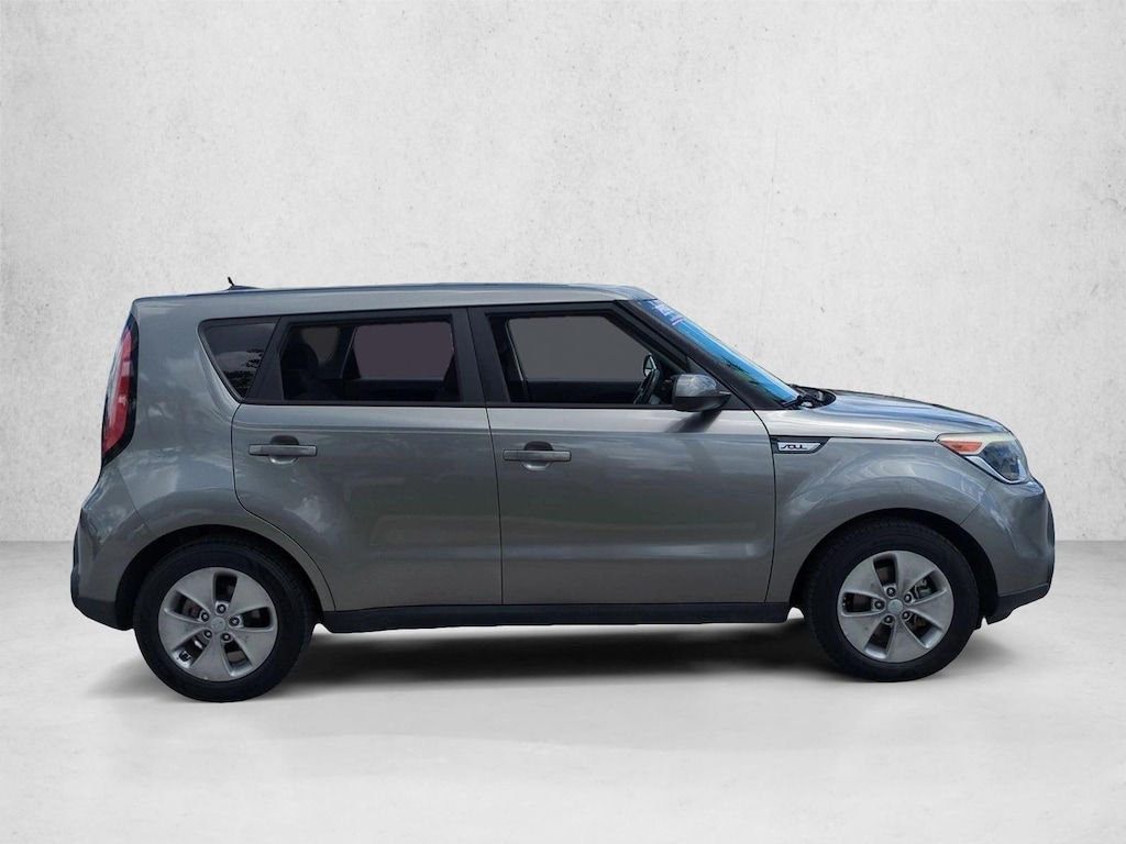 Used 2016 Kia Soul Base FWD Hatchback