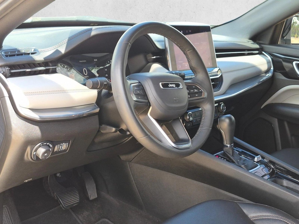 Used 2024 Jeep Compass Limited SUV