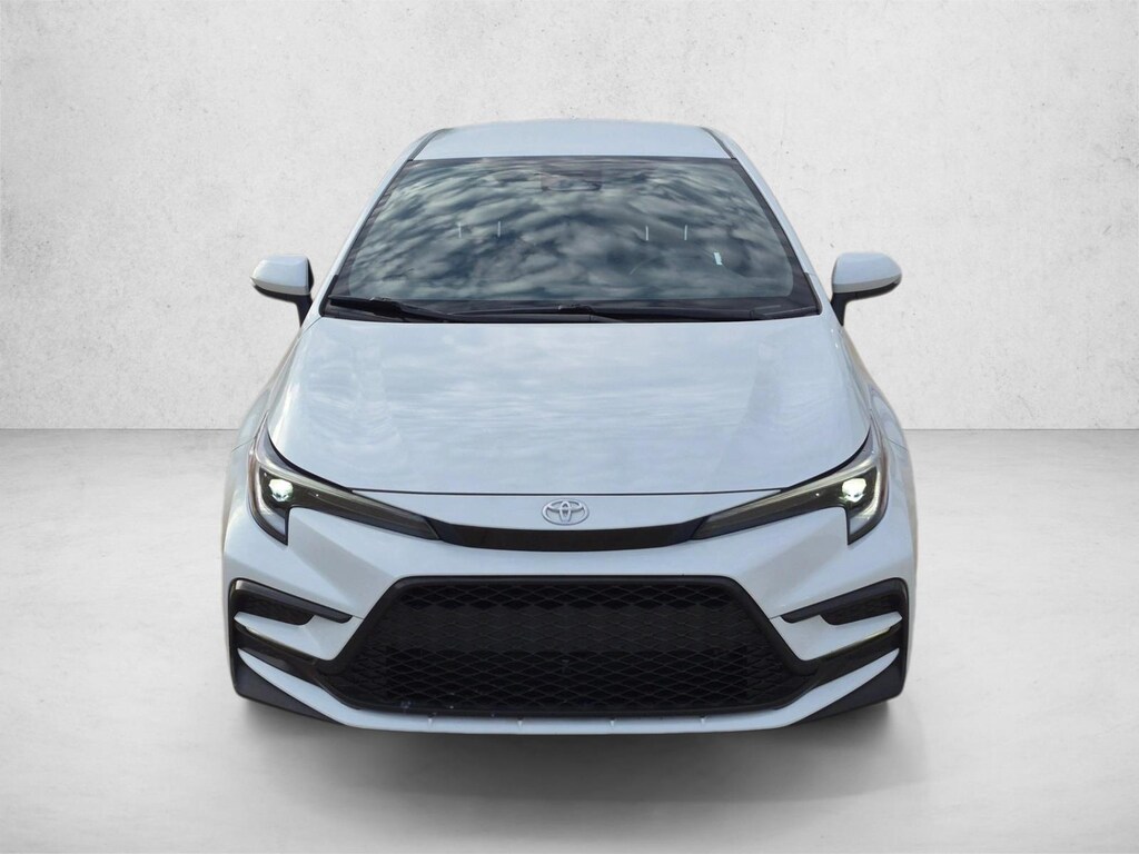 Used 2025 Toyota Corolla SE Sedan