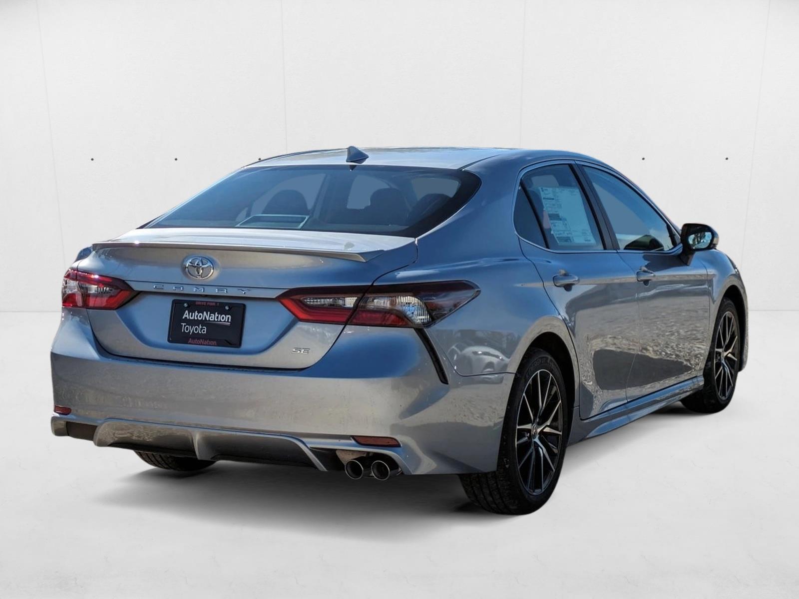 2024 Toyota Camry SE photo 2