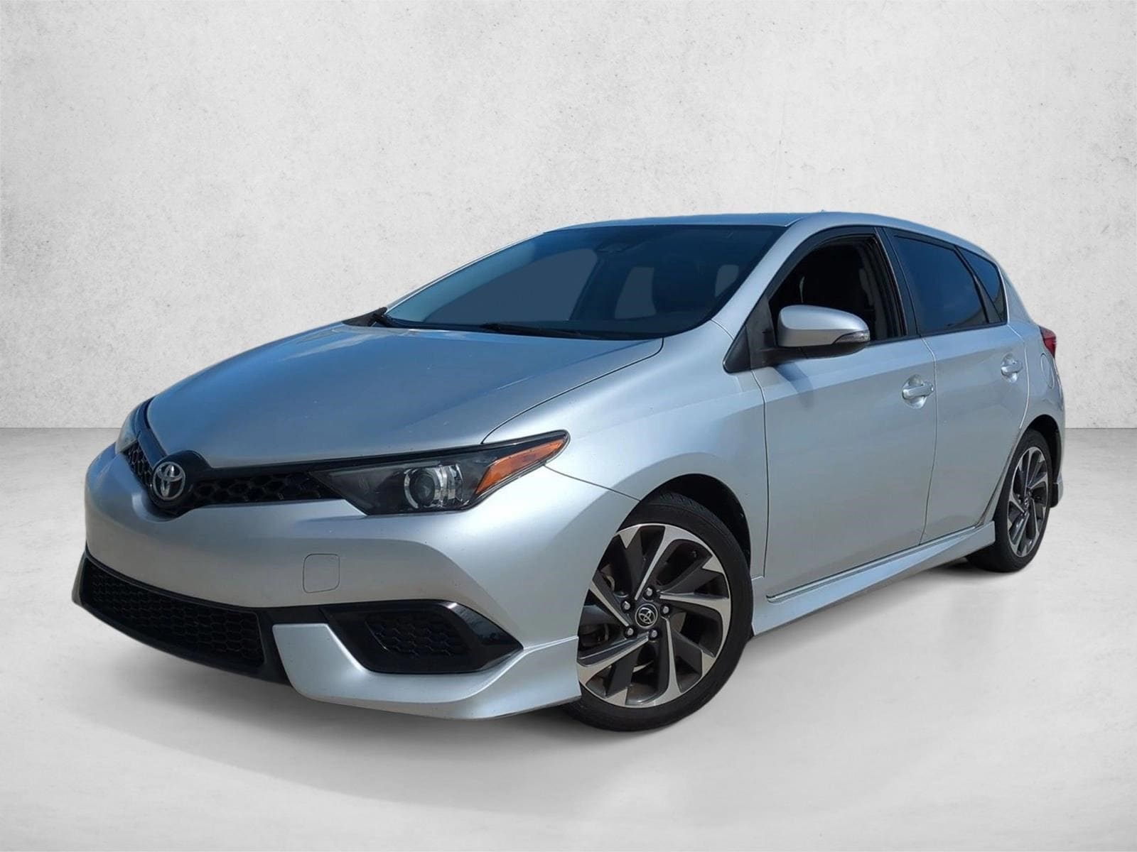 2017 Toyota Corolla iM CVT's photo