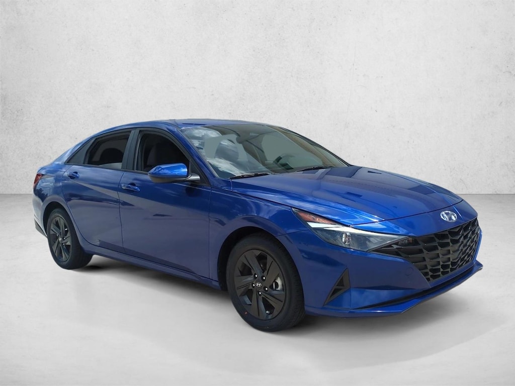 Used 2023 Hyundai Elantra SEL Sedan