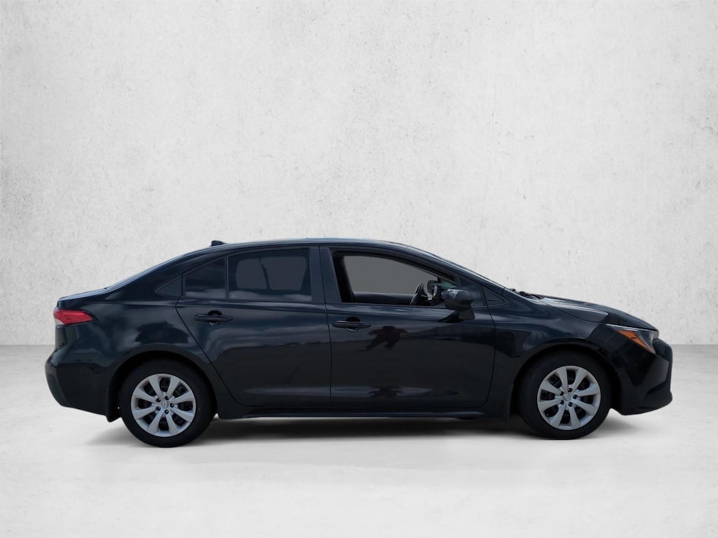 Used 2025 Toyota Corolla LE Sedan