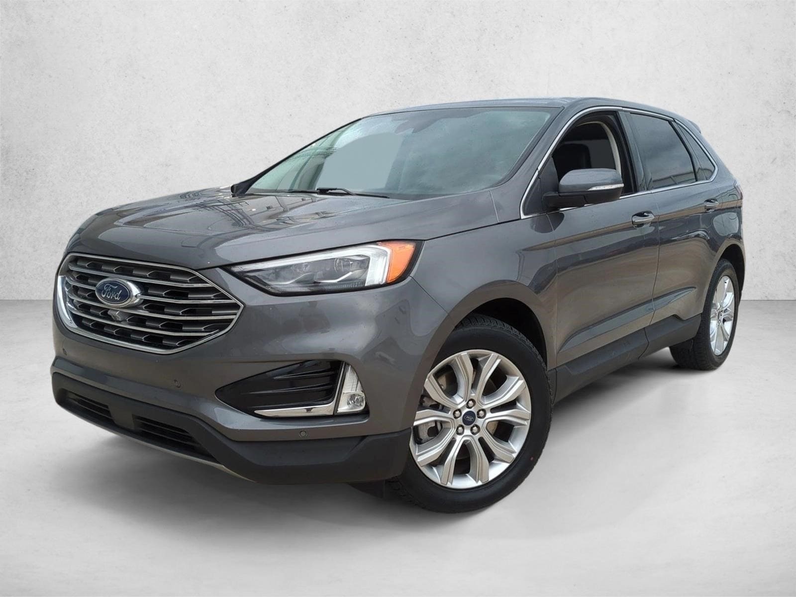 2022 Ford Edge Titanium AWD's photo