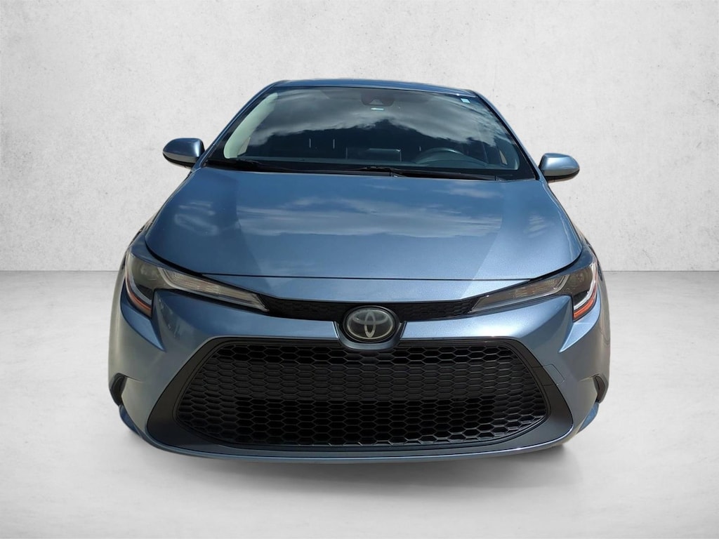 Used 2021 Toyota Corolla LE Sedan